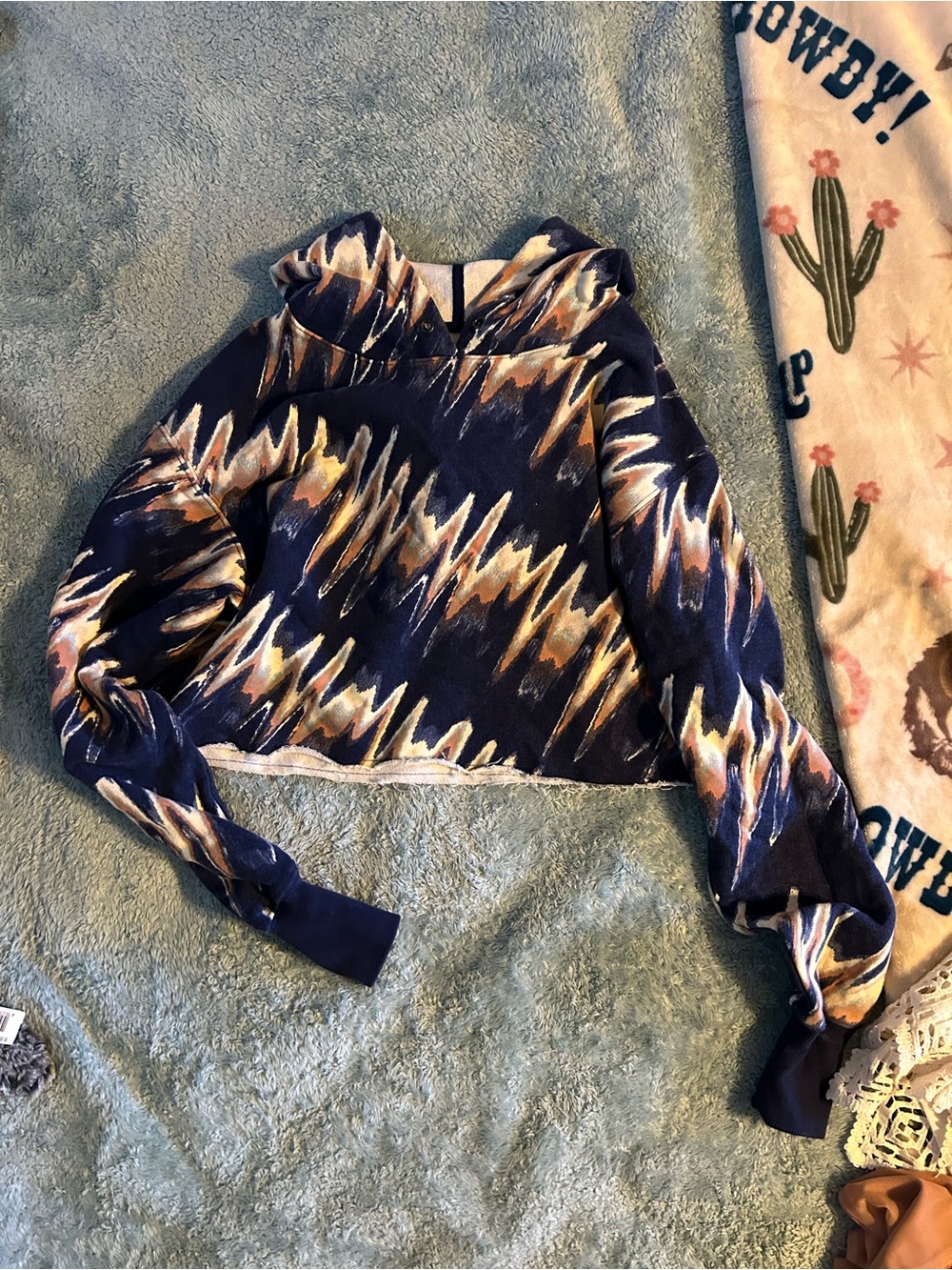 FP Movement Woven Wave Print Navy Cropped hoodie